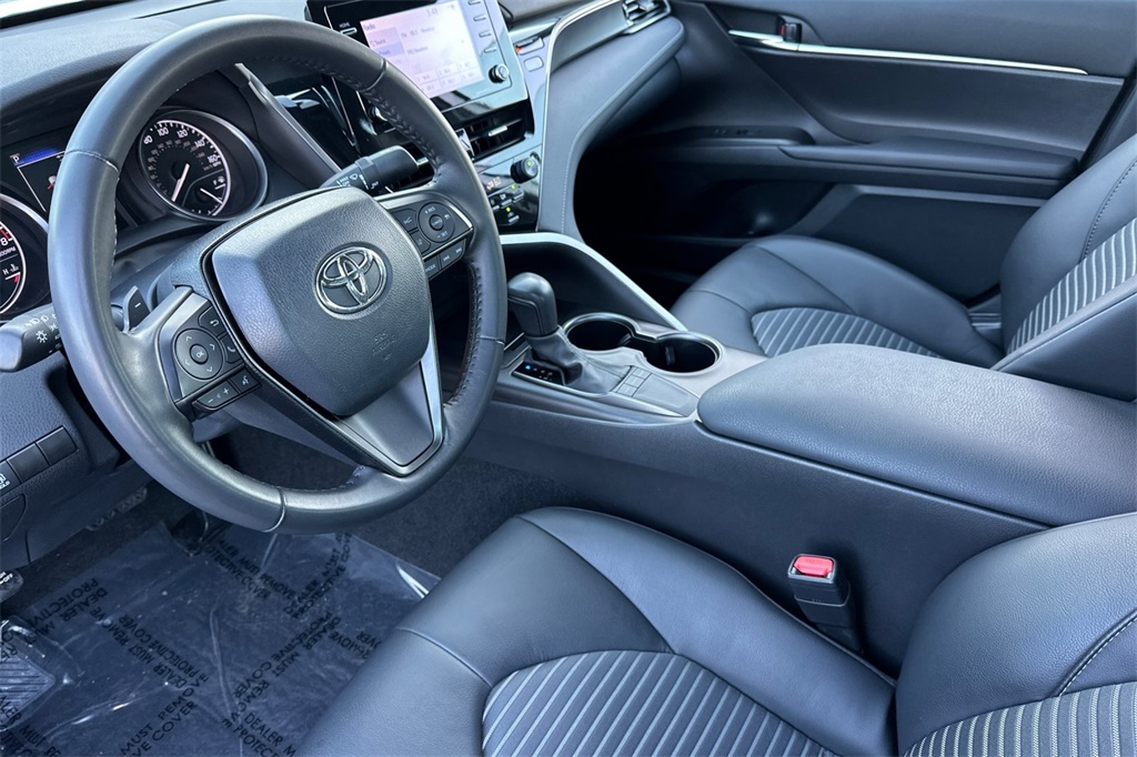 2024 Toyota Camry SE Image 26 of 27