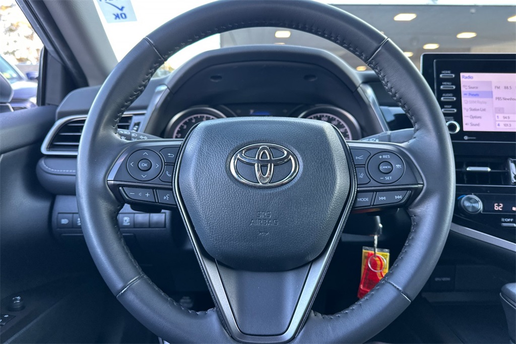 2024 Toyota Camry SE Image 16 of 27