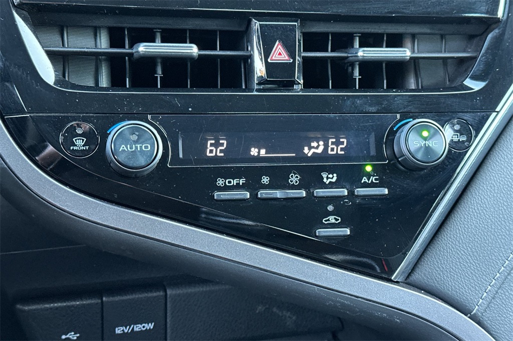 2024 Toyota Camry SE Image 27 of 27
