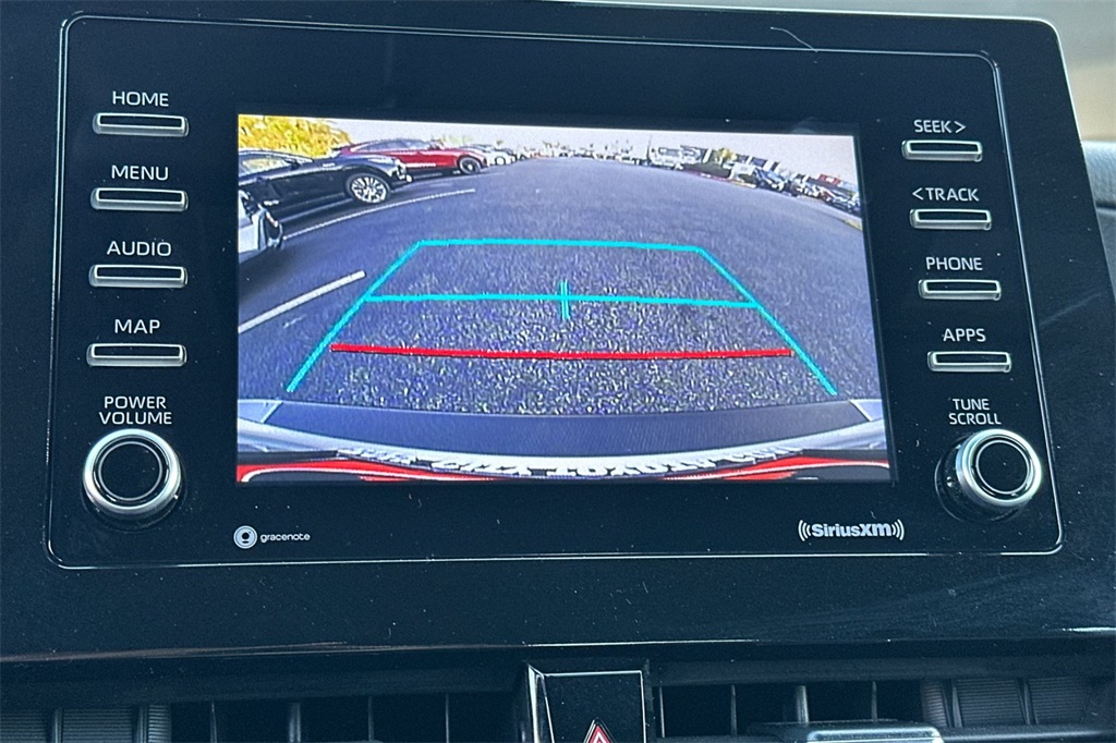 2024 Toyota Camry SE Image 19 of 27