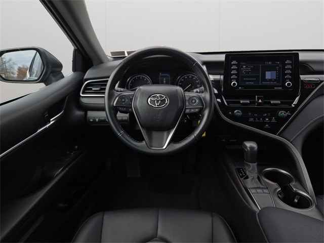 Vehicle image 14 of 31