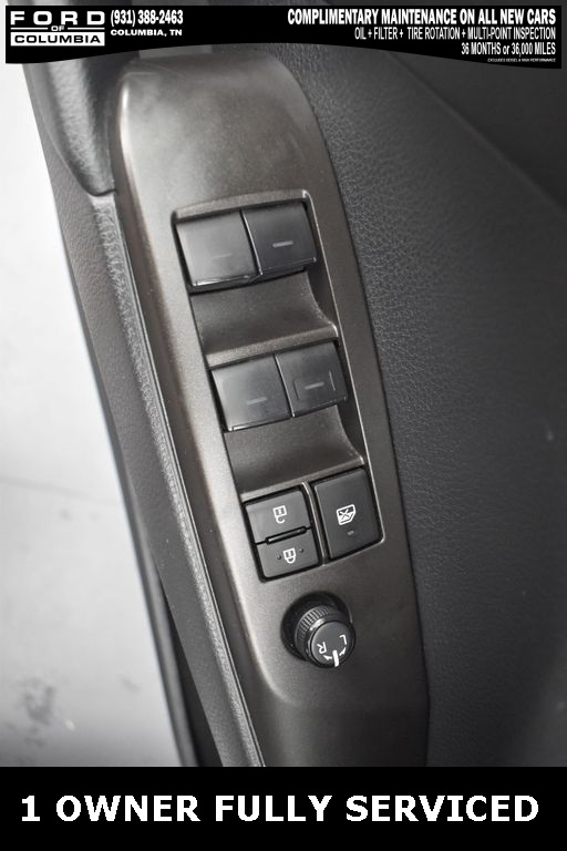Vehicle image 35 of 43