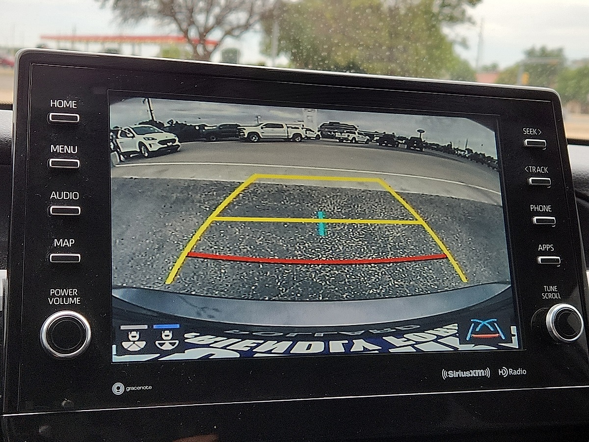 Vehicle image 10 of 12