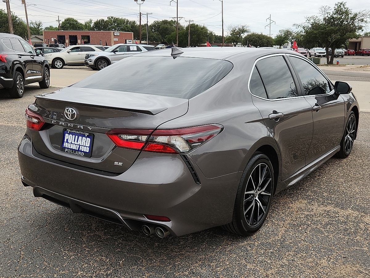 Vehicle image 3 of 12