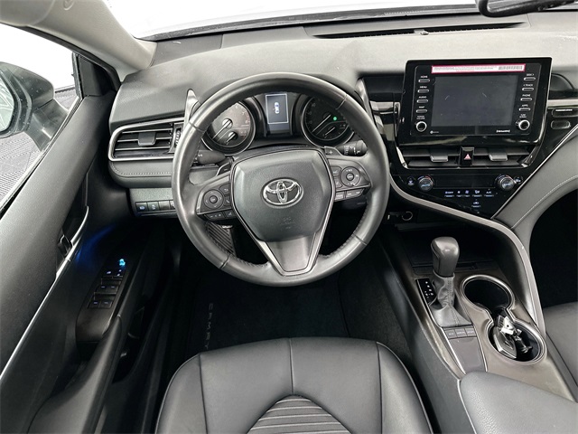Vehicle image 11 of 38