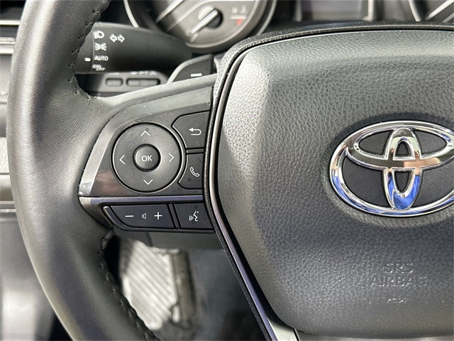 Vehicle image 20 of 38