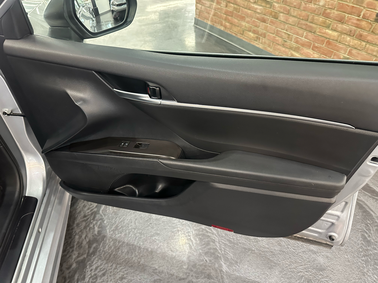 2024 Toyota Camry SE Image 21 of 24