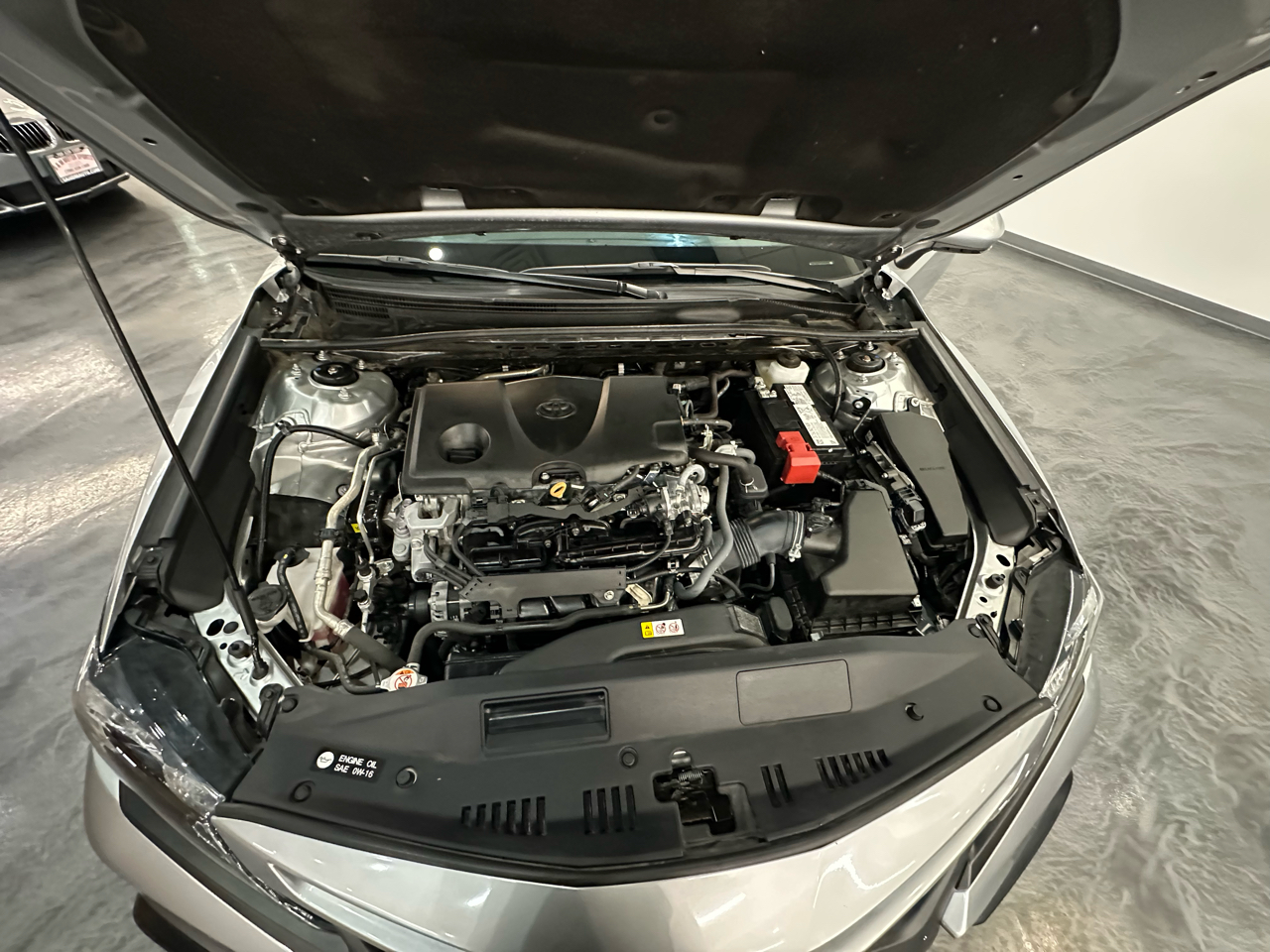 2024 Toyota Camry SE Image 9 of 24