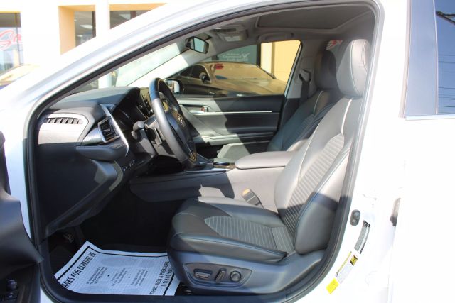 Vehicle image 9 of 38