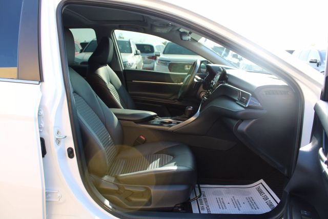 Vehicle image 29 of 38