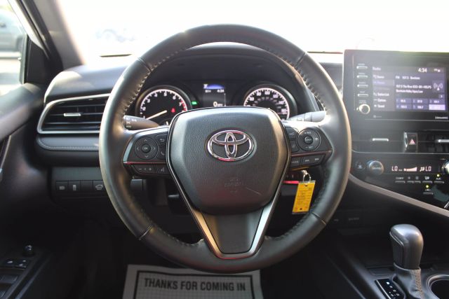Vehicle image 20 of 38