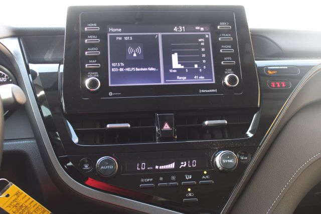 Vehicle image 10 of 38