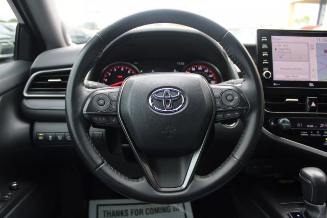 Vehicle image 20 of 41