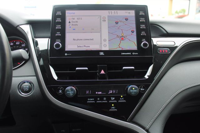 Vehicle image 10 of 41