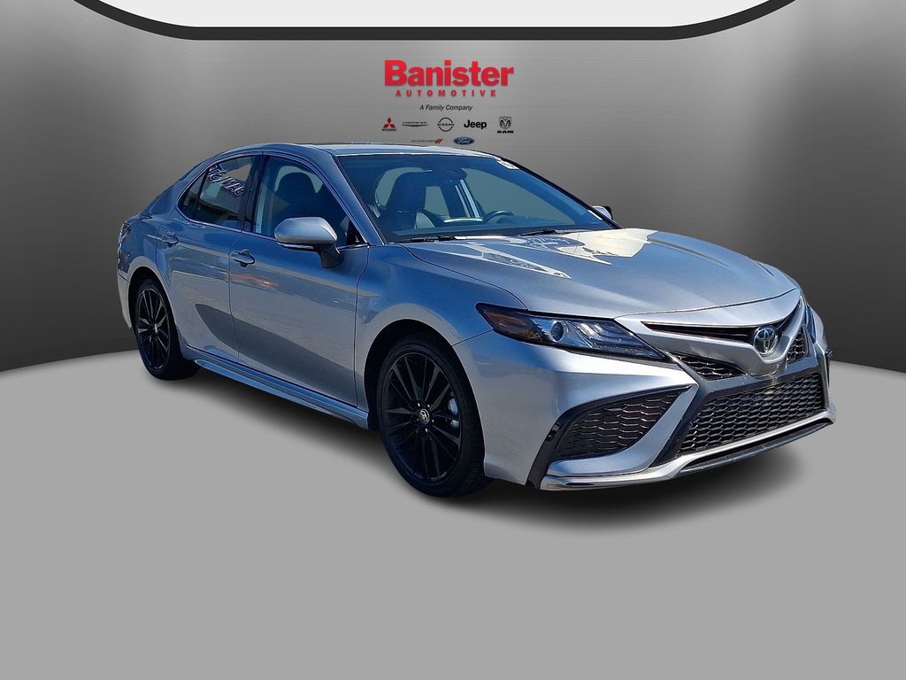 2024 Toyota Camry XSE Image 3 of 31