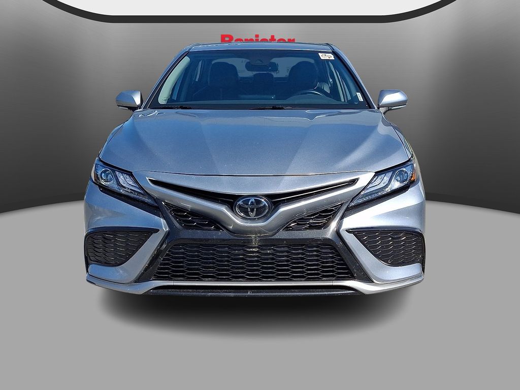 2024 Toyota Camry XSE Image 2 of 31