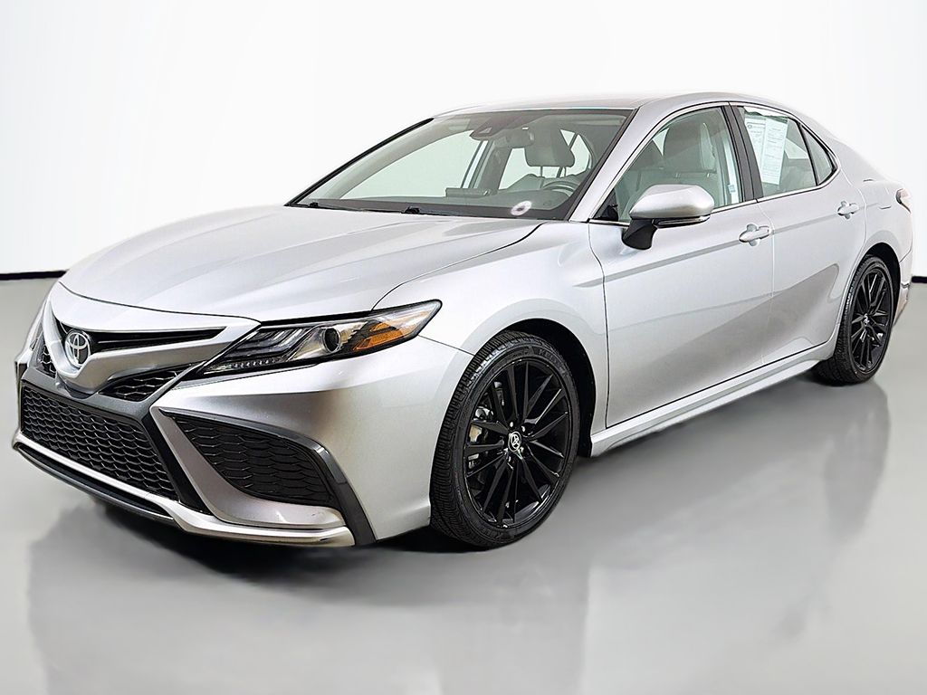2024 Toyota Camry XSE Image 1 of 39