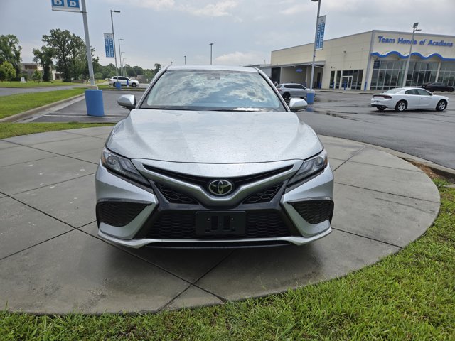 Vehicle image 2 of 14