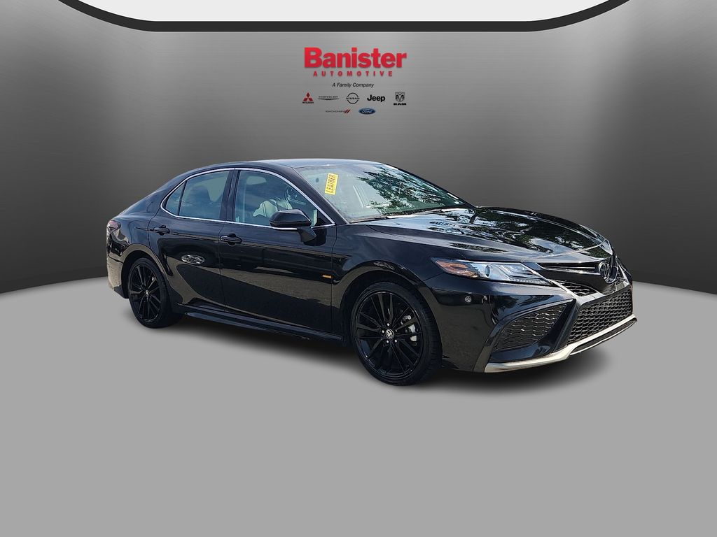2024 Toyota Camry XSE Image 3 of 30