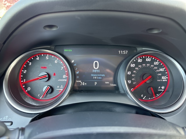 Vehicle image 22 of 33