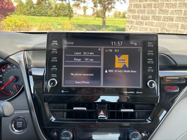 Vehicle image 24 of 33
