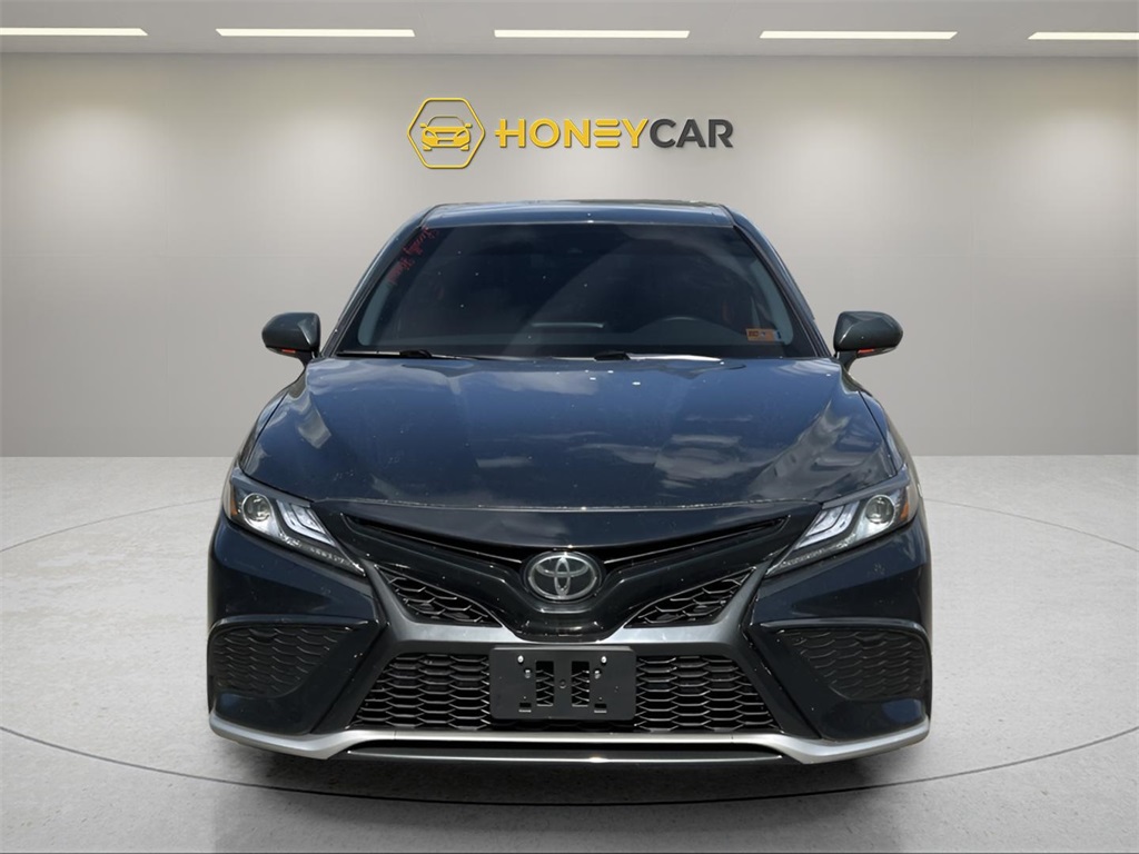 Vehicle image 2 of 34