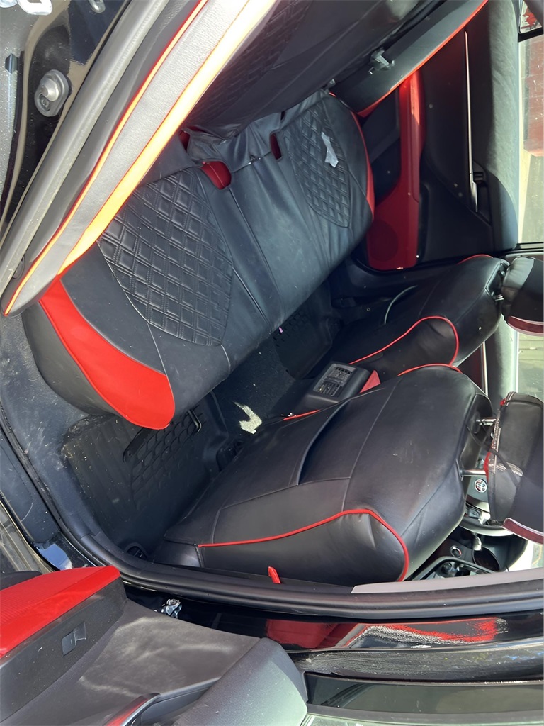 Vehicle image 24 of 34