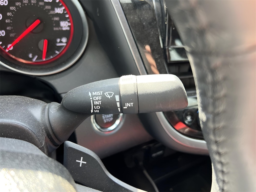 Vehicle image 15 of 34