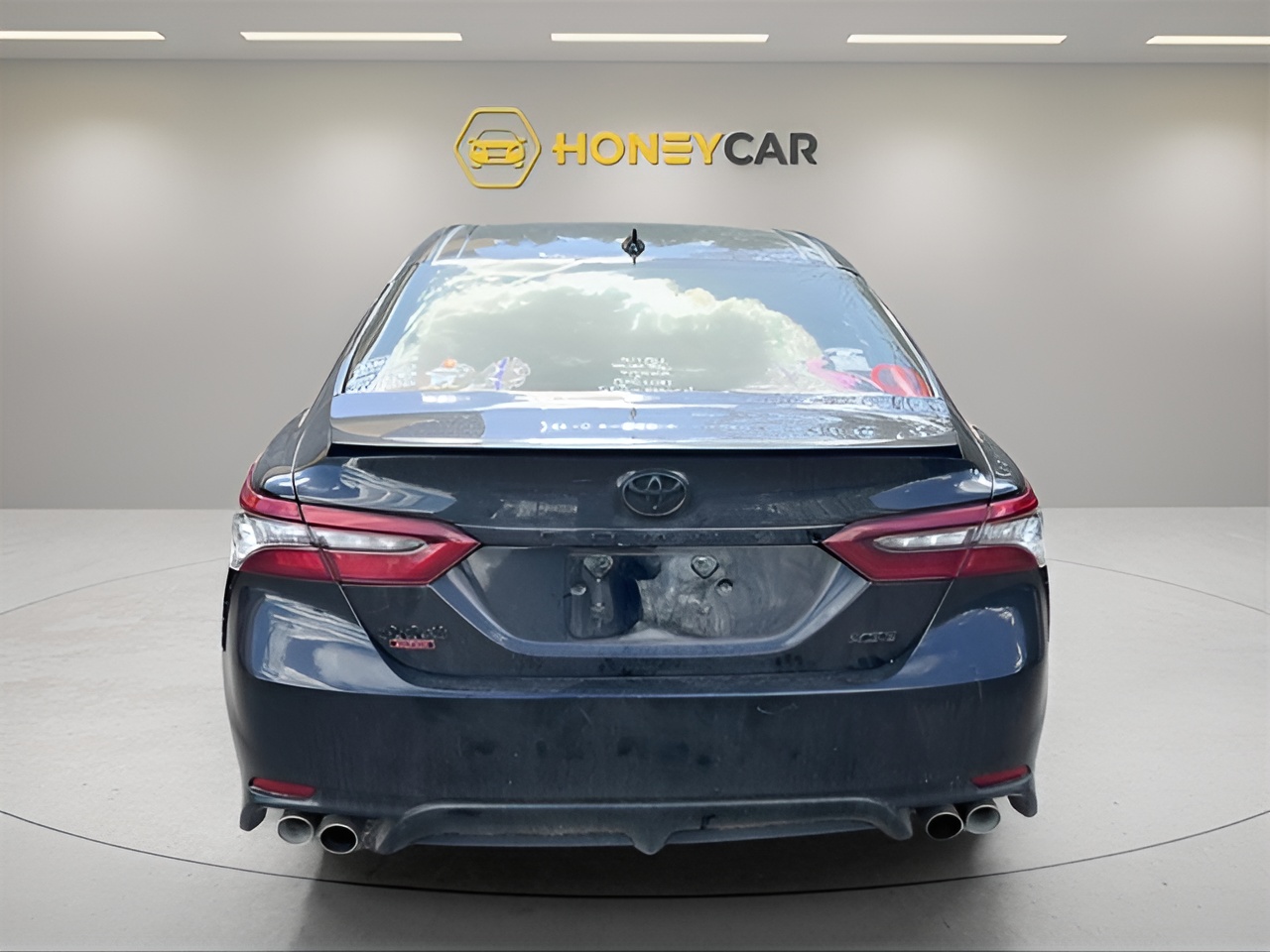 Vehicle image 33 of 34