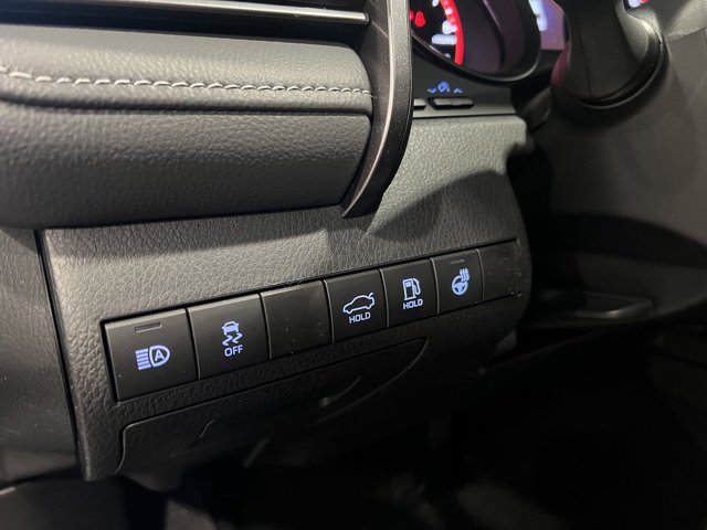 Vehicle image 35 of 58