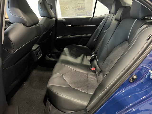 Vehicle image 41 of 58
