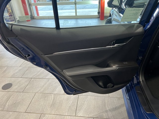 Vehicle image 42 of 58
