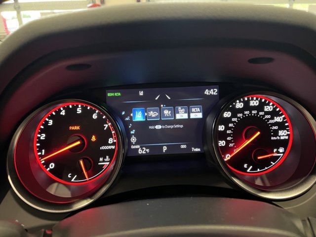 Vehicle image 21 of 58