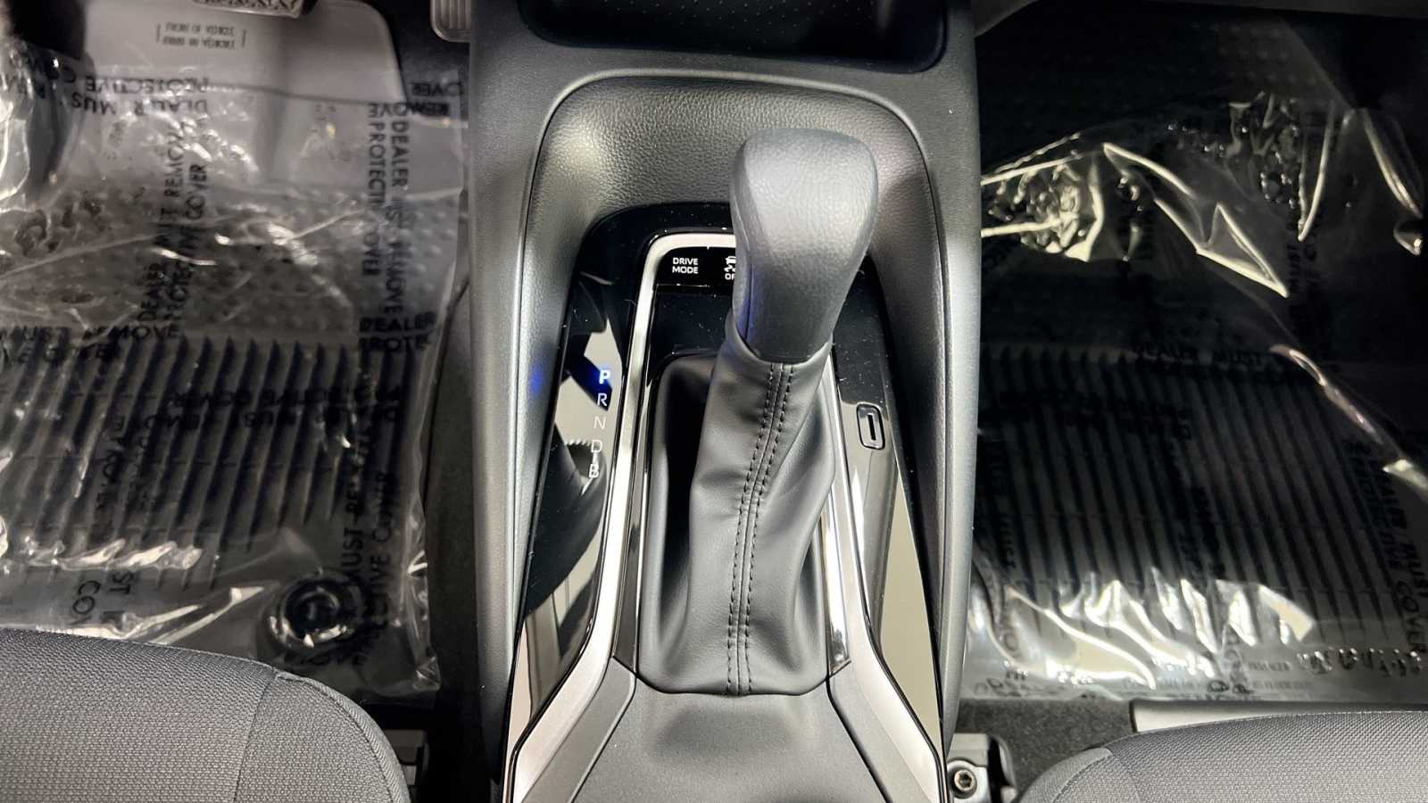 Vehicle image 22 of 31