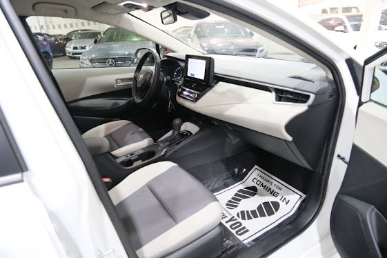 2024 Toyota Corolla LE Image 29 of 38