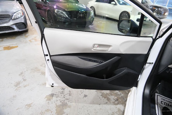 2024 Toyota Corolla LE Image 16 of 38