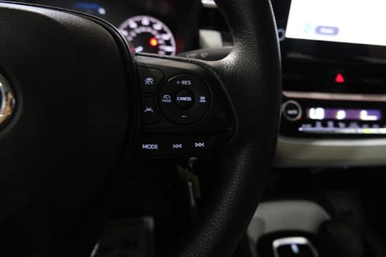 2024 Toyota Corolla LE Image 35 of 38