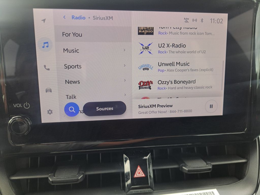 2024 Toyota Corolla LE Image 20 of 27