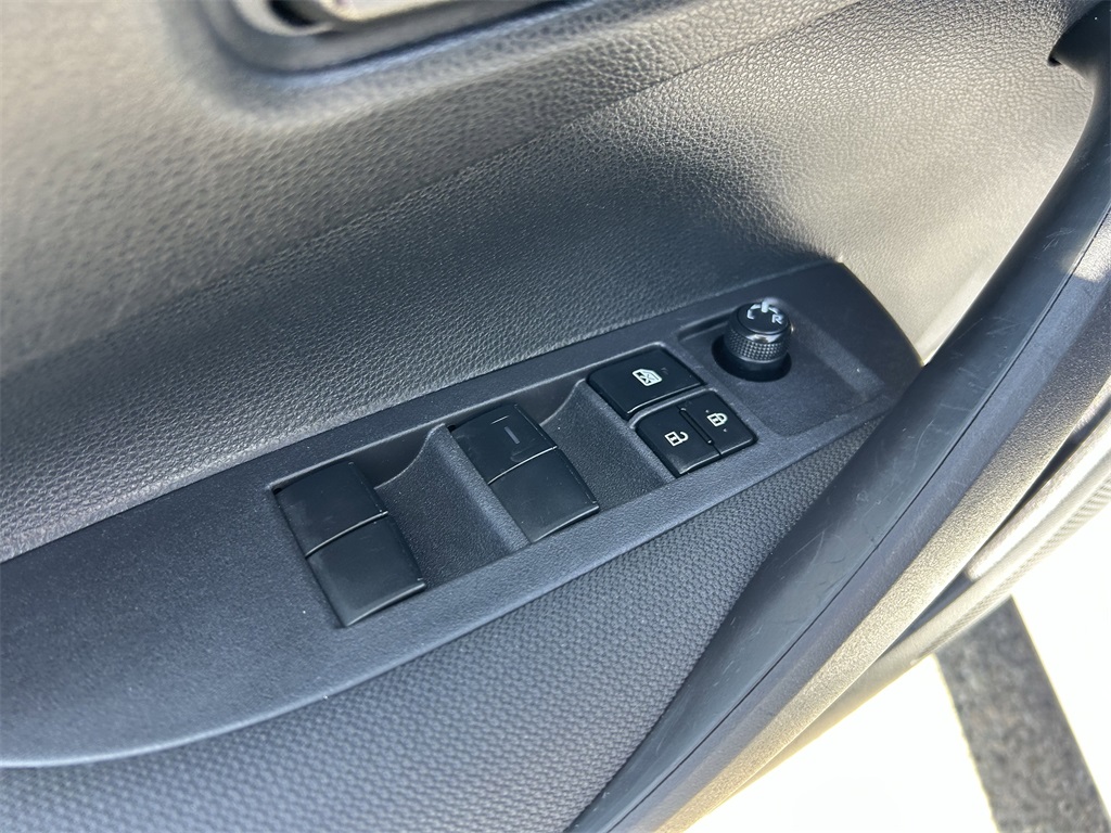 2024 Toyota Corolla LE Image 28 of 31