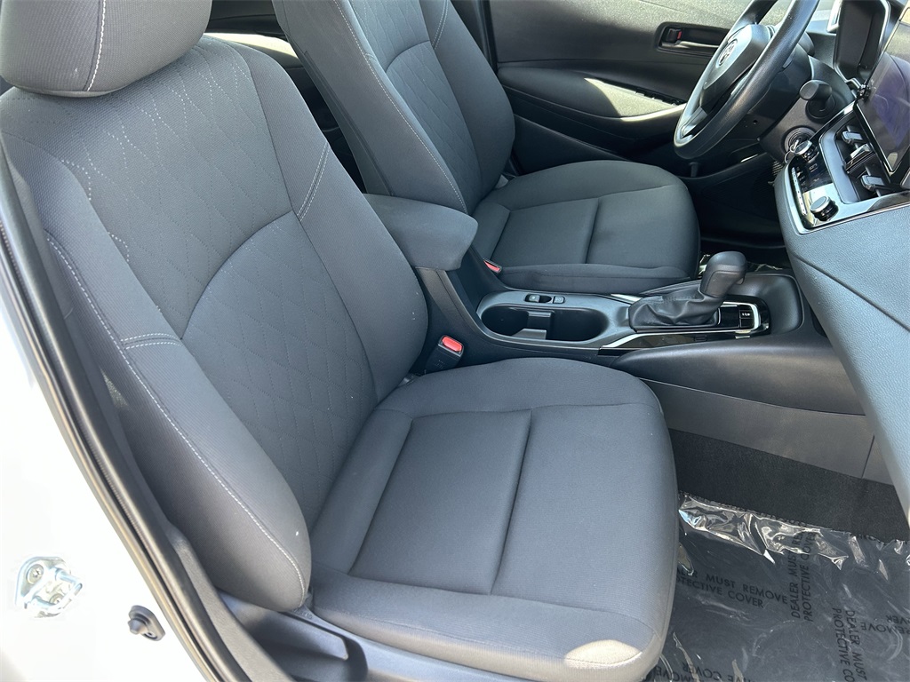 2024 Toyota Corolla LE Image 10 of 31