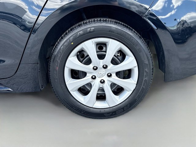 Vehicle image 40 of 41