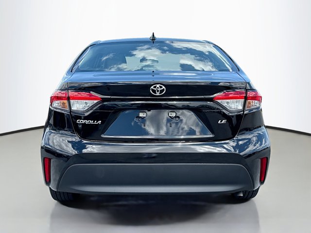 Vehicle image 10 of 41