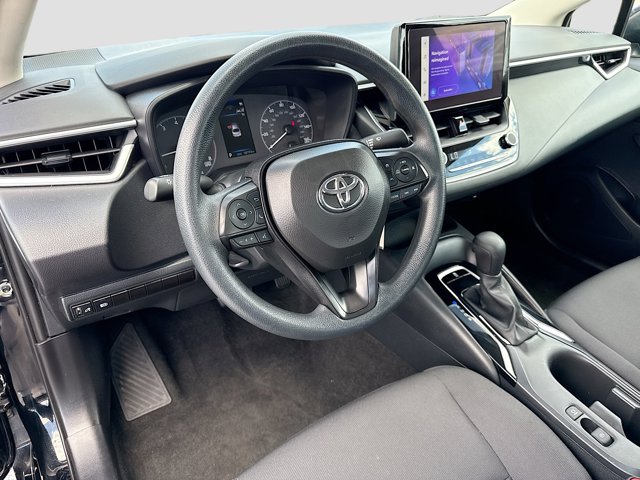 Vehicle image 16 of 41