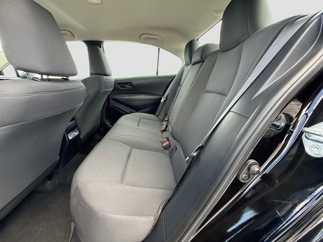 Vehicle image 34 of 41