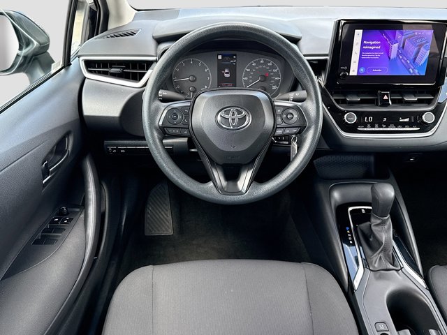 Vehicle image 17 of 41