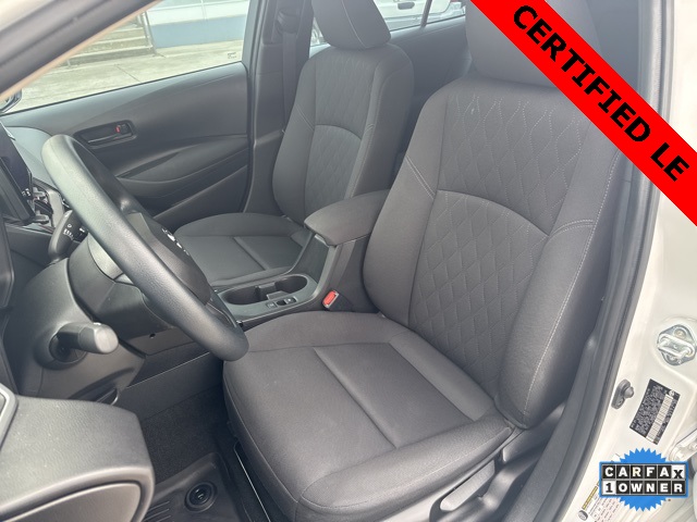 Vehicle image 10 of 19