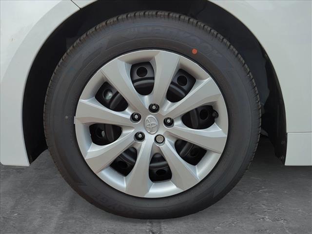 Vehicle image 10 of 25