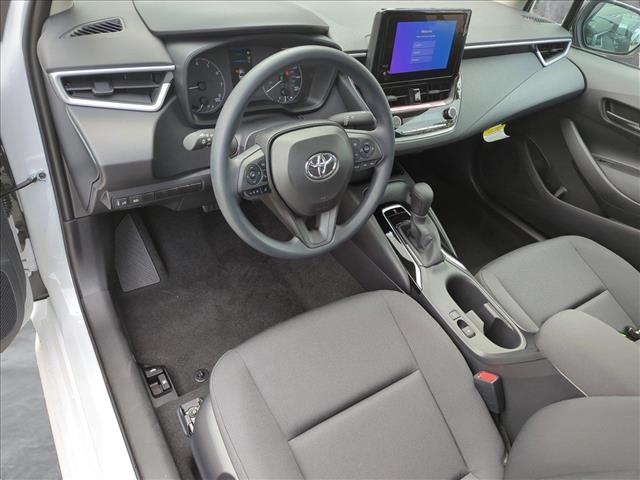 Vehicle image 8 of 25