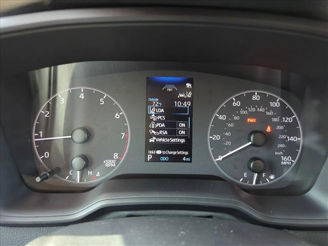 Vehicle image 18 of 25