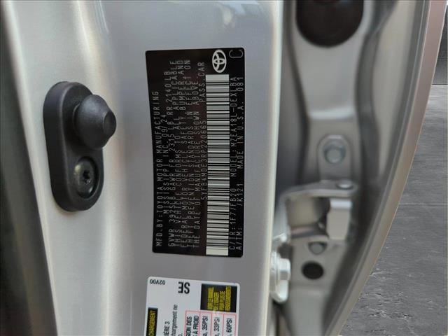 Vehicle image 16 of 25
